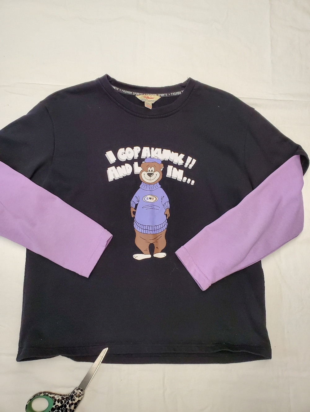 Niffeilu Graphic Bear Sweatshirt Top Black Purple Colorblock Long Sleeve Casual